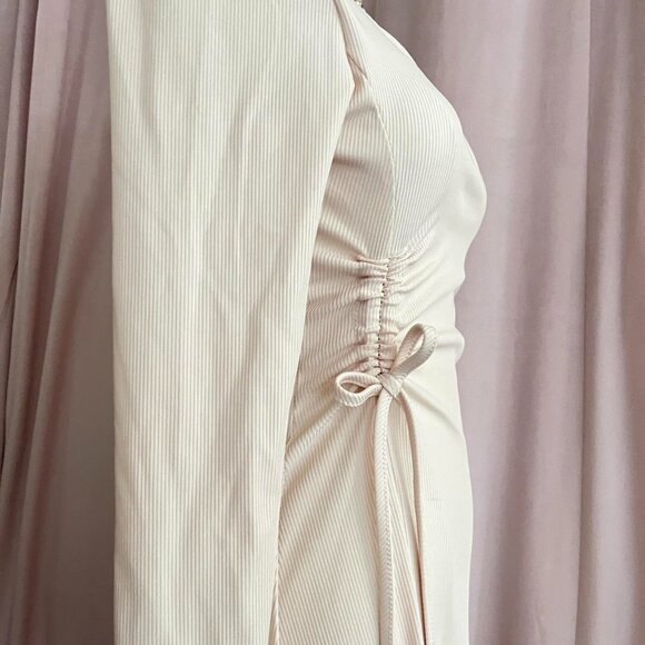 Korean Cream Midi Dress With Ties - Picture 5 of 6